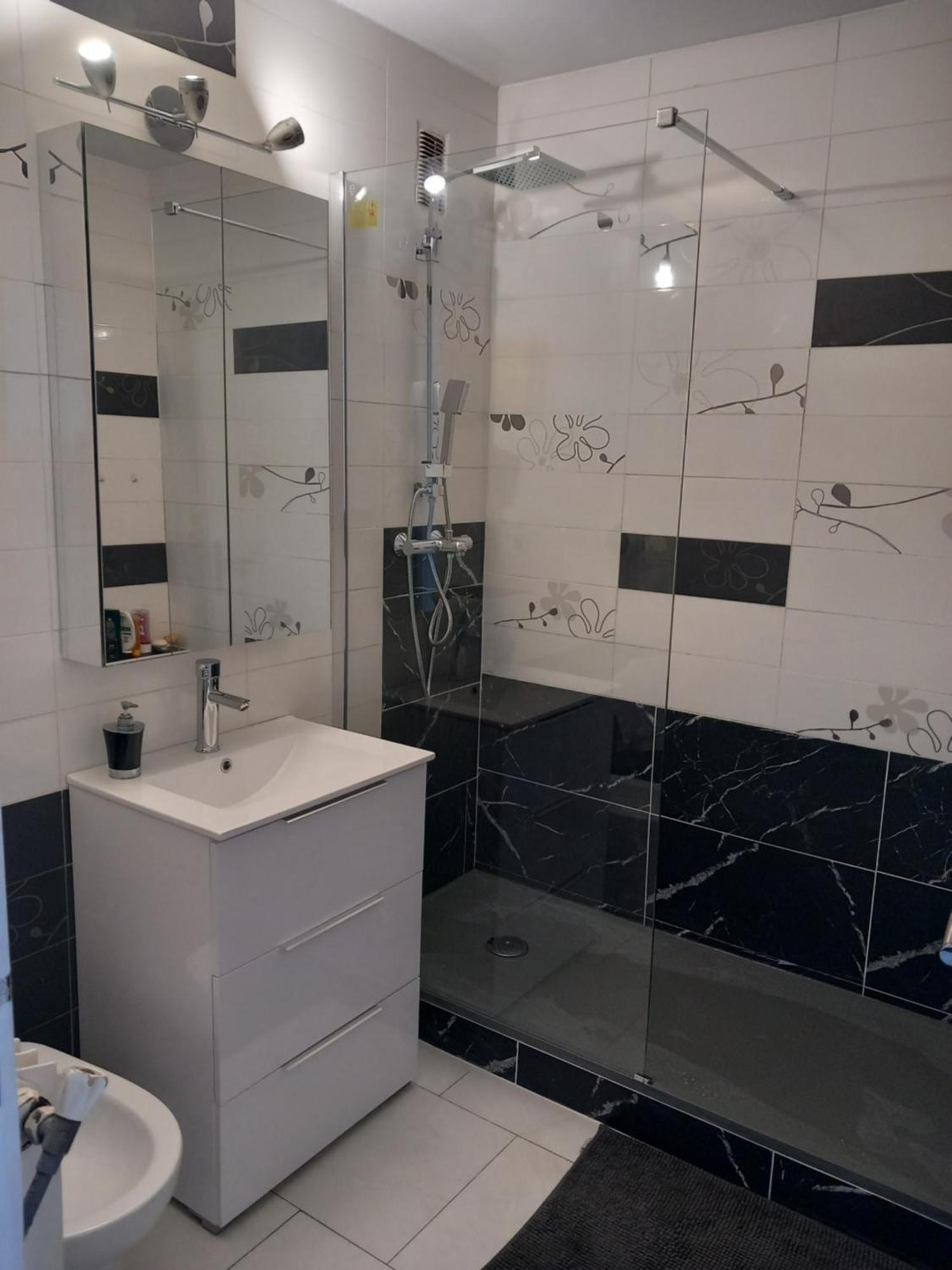 Chambre B2 Dans Un Appartement En Colocation Марсель Екстер'єр фото